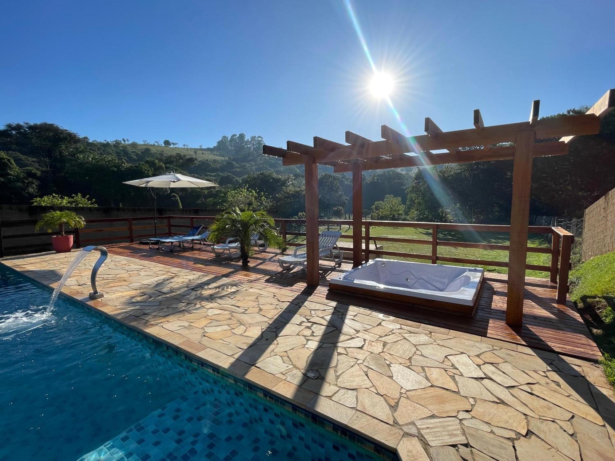 הוילה סוקורו Chacara Com Piscina Climatizada E Jacuzzi מראה חיצוני תמונה